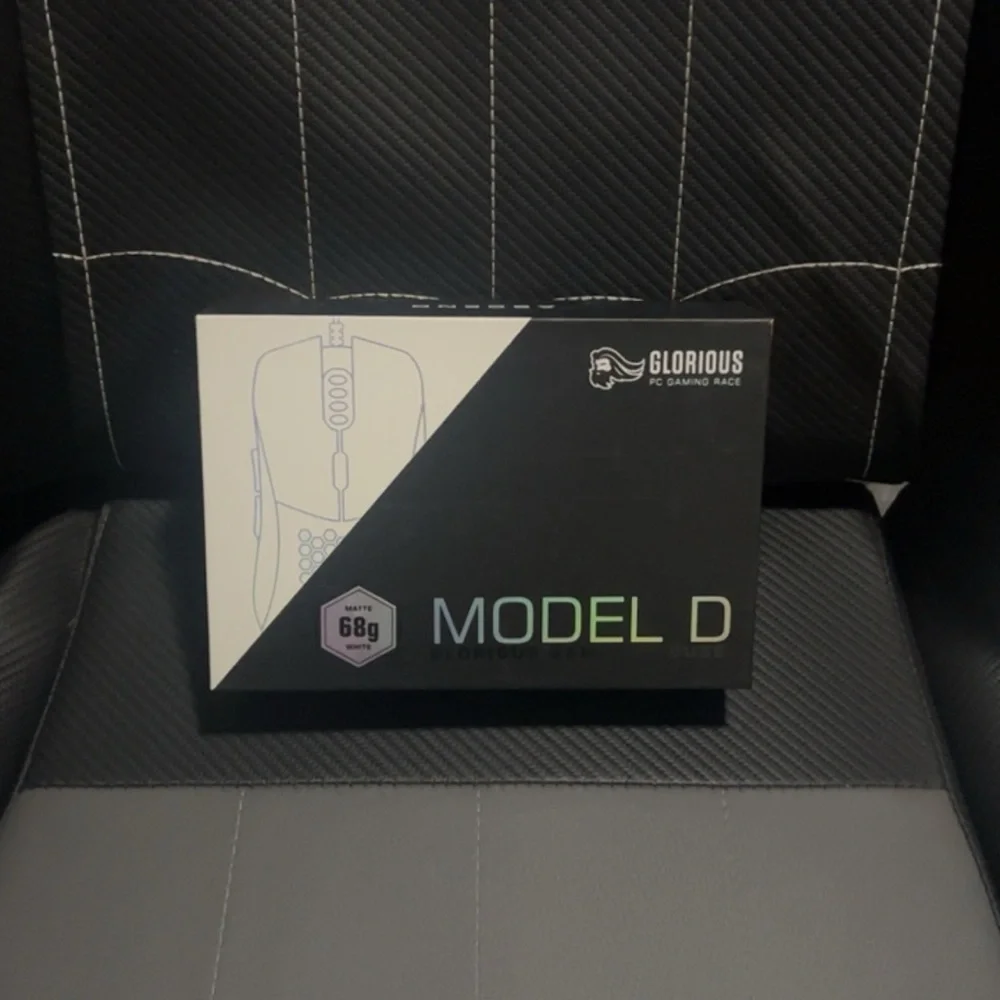 Razor Huntsman mini and Glorious Model D mouse
